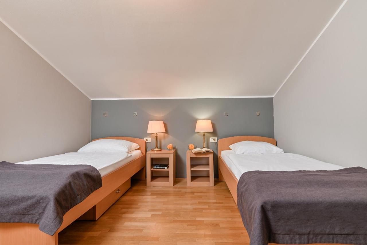 Laurus - Liburnia 4*